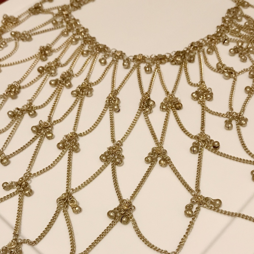 Silver chandelier necklace (21 inches in length)